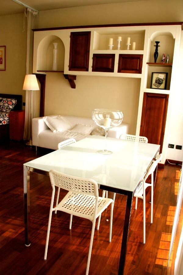 Apartament Studio Downtown Fantastic Area Mediolan Zewnętrze zdjęcie