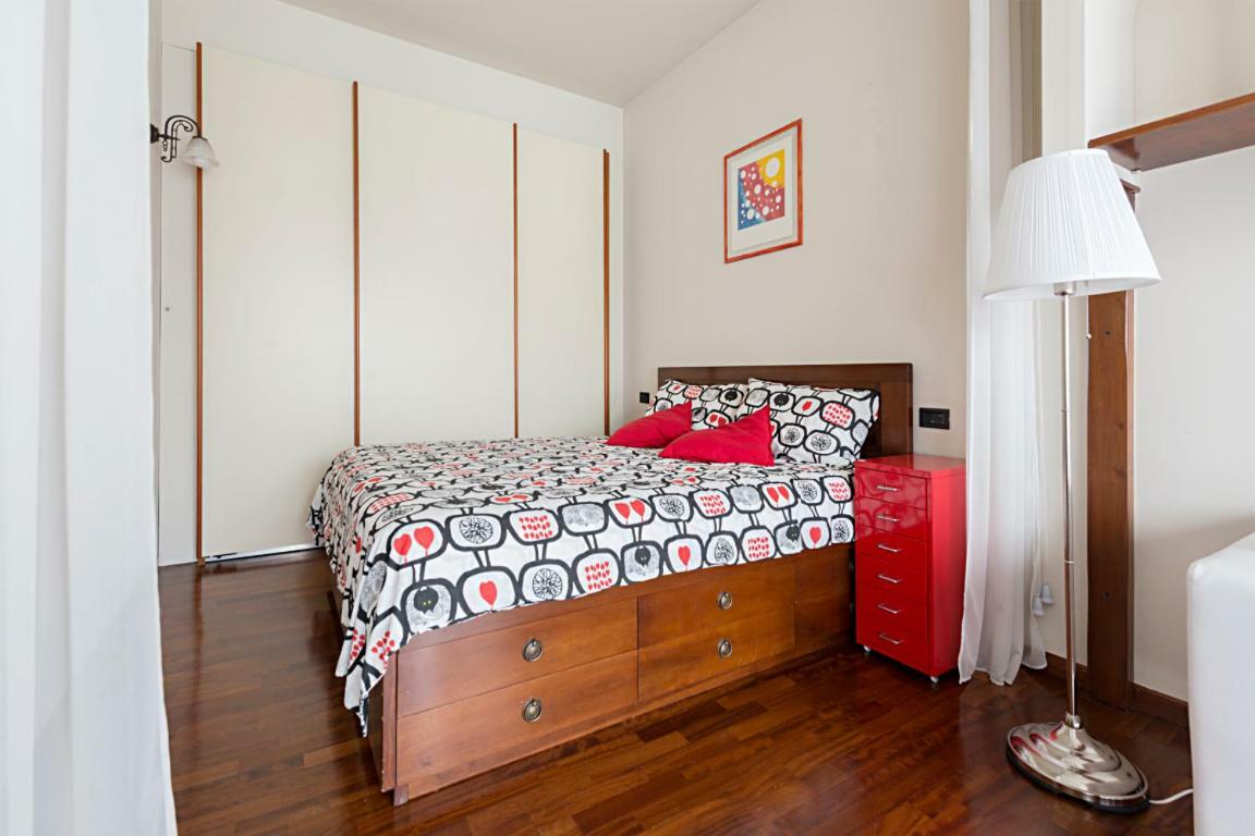 Apartament Studio Downtown Fantastic Area Mediolan Zewnętrze zdjęcie